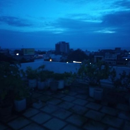 Apartamento Ocean Pebbles Dehiwala-Mount Lavinia Exterior foto