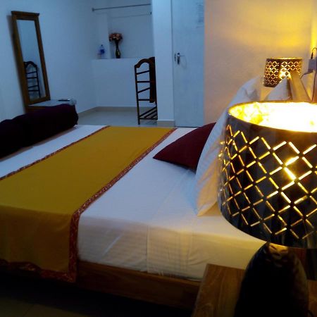 Apartamento Ocean Pebbles Dehiwala-Mount Lavinia Exterior foto
